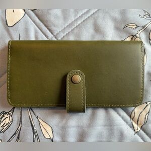 Portland Leather Pine Bi-fold Wallet